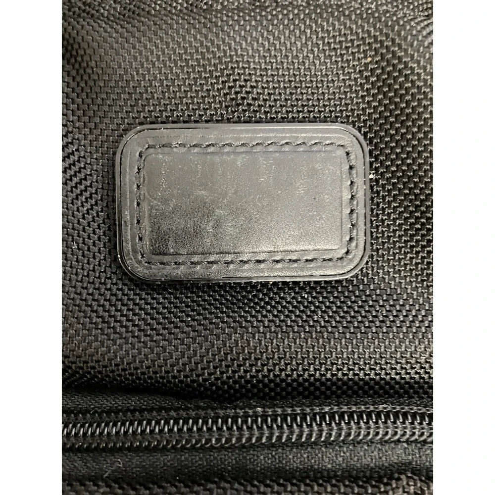Tumi Yuma Slim Career Nylon Brief Case Laptop Bag Ballistic 16X12  22631DH Black